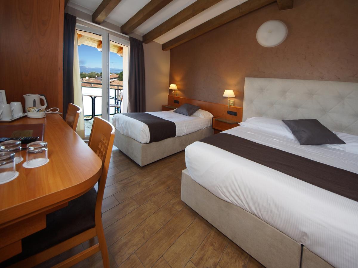 Hotel Clarin 14 By Dori 3*